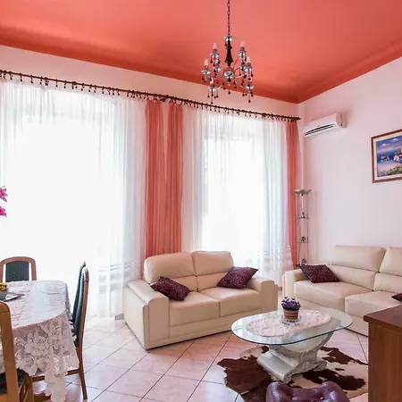 Apartment Emanuel