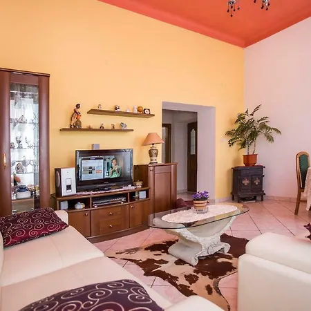 Apartment Emanuel *