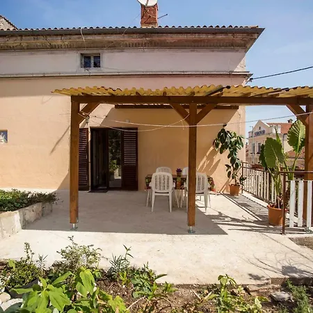 Emanuel Apartamento Pula